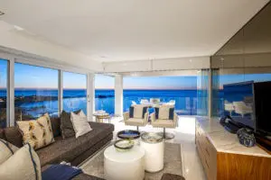 clifton-beachfront-penthouse-lounge